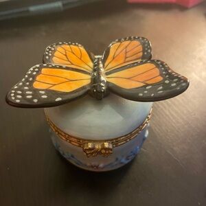 Monarch Butterfly Keepsake Box with Gold Trim